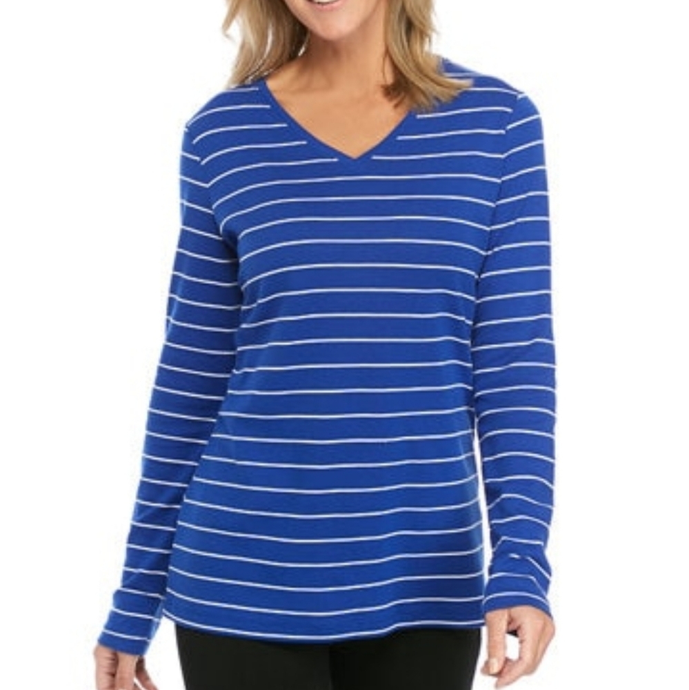 Kim Rogers long sleeve V neck Tee XL